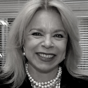 Maria Arminda Arruda